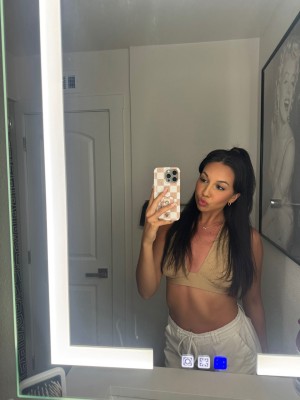 xoxolovedestiny Photo #3