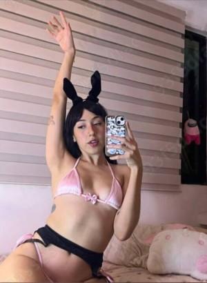 Alejandra Zamudio Photo #33