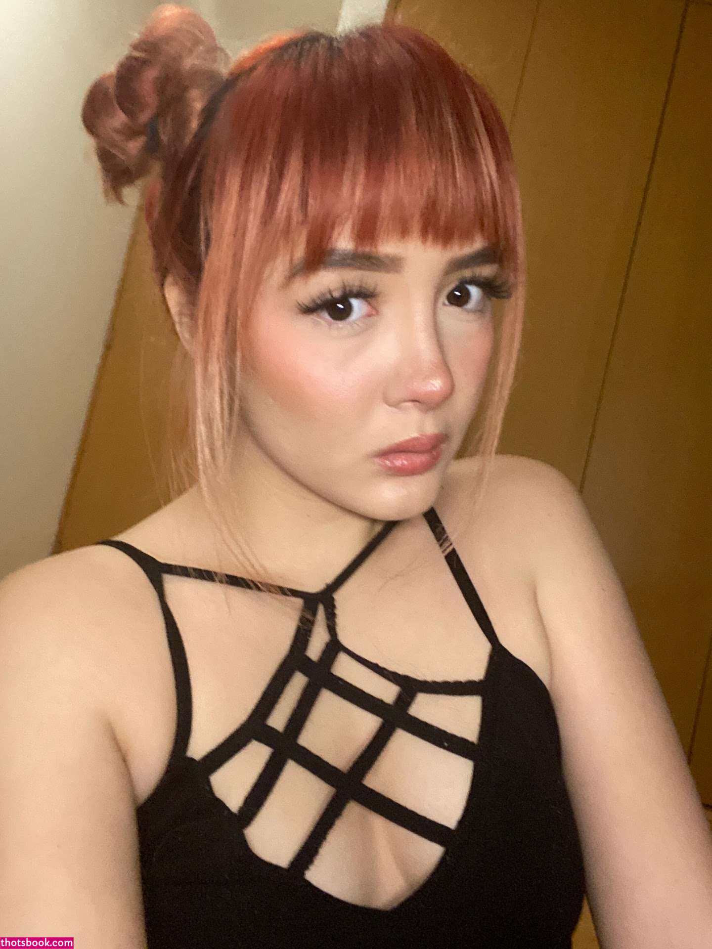 Gothbbyfeet Photo #3