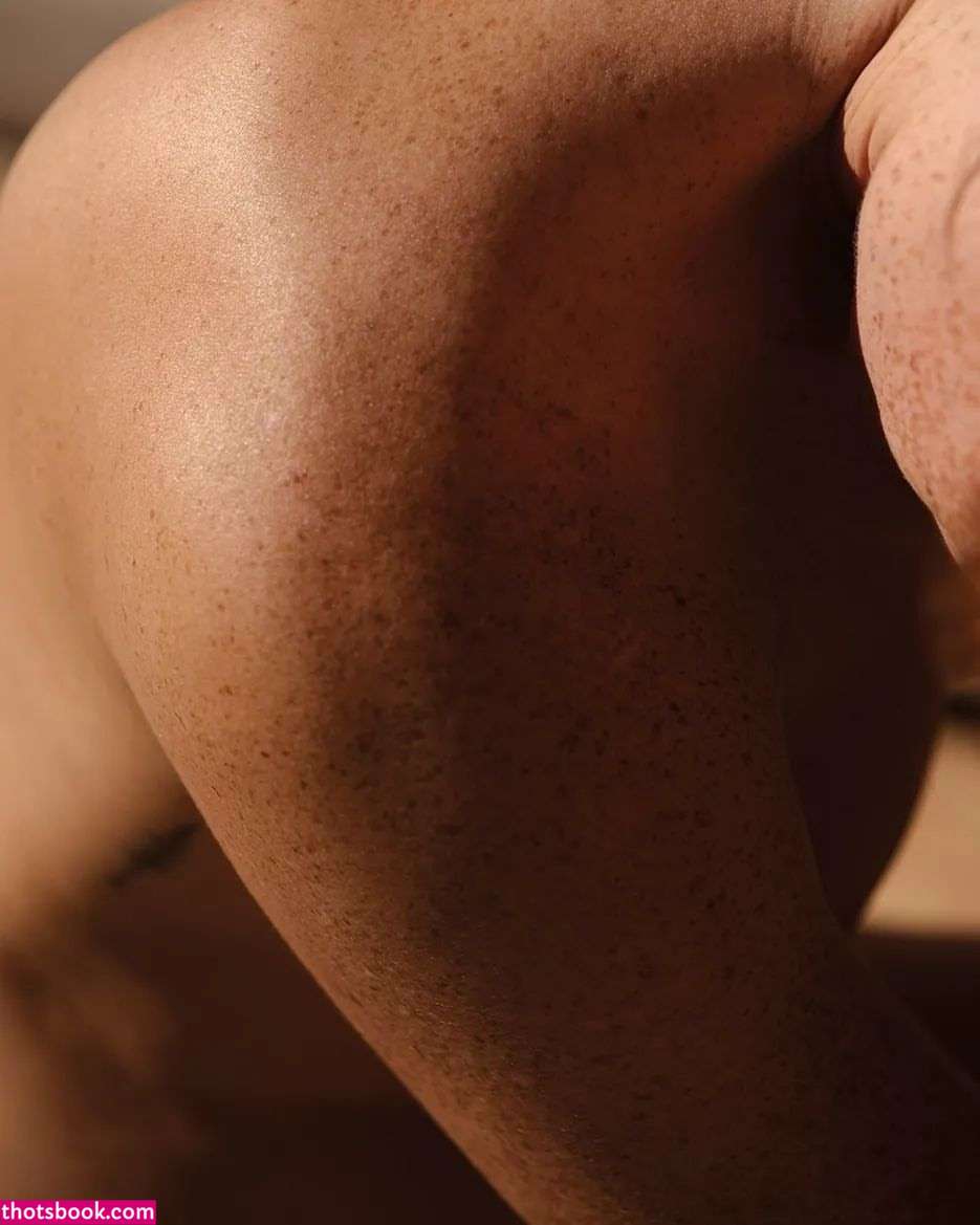 Luca Hollestelle Photo #27