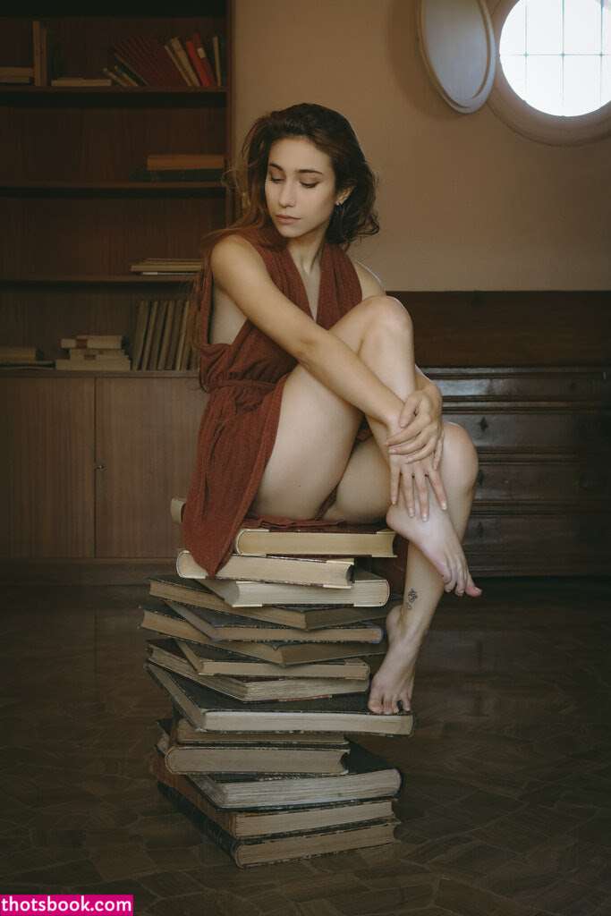 Ambra Zero Photo #35