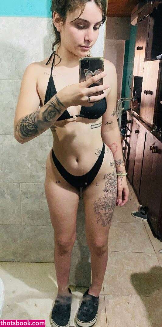 emmaatabernaa16 Photo #9