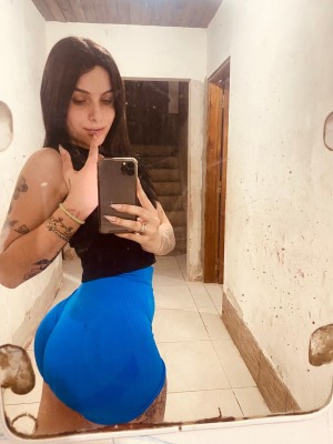 emmaatabernaa16 Photo #8