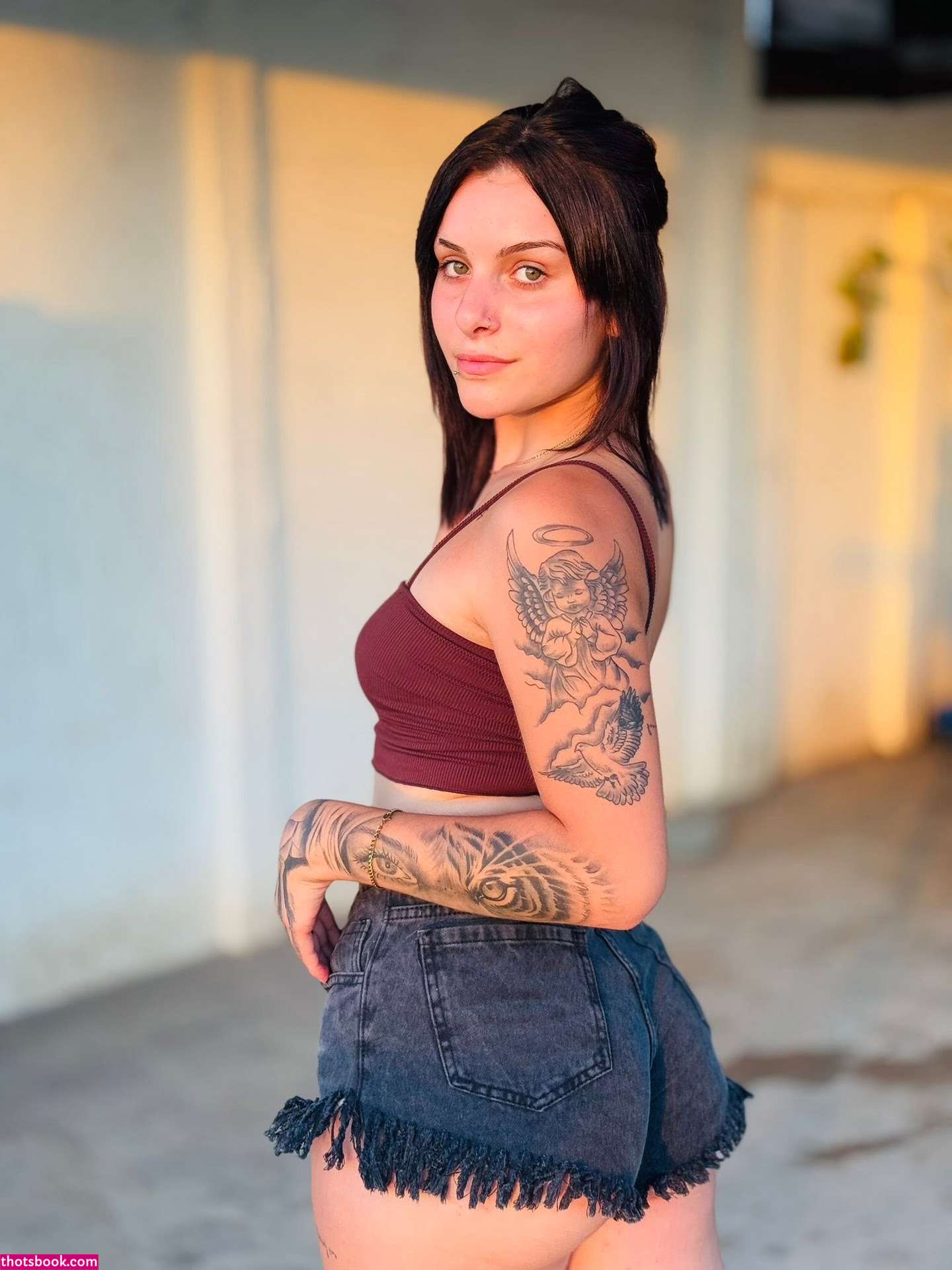 emmaatabernaa16 Photo #13