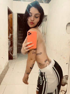 emmaatabernaa16 Photo #17