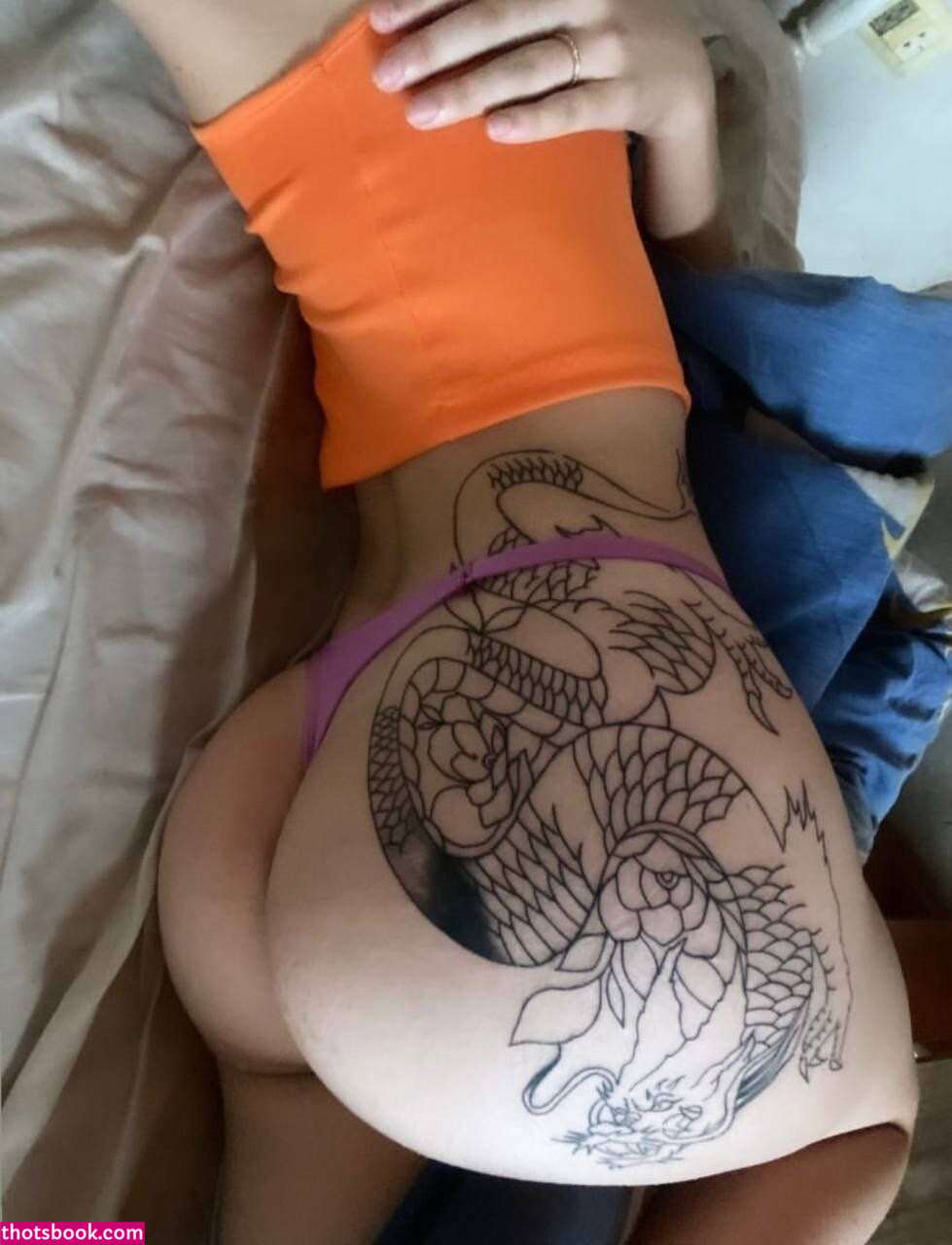 emmaatabernaa16 Photo #22