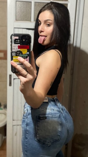 emmaatabernaa16 Photo #29