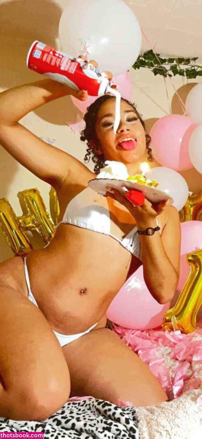 Jamely Vargas Photo #34