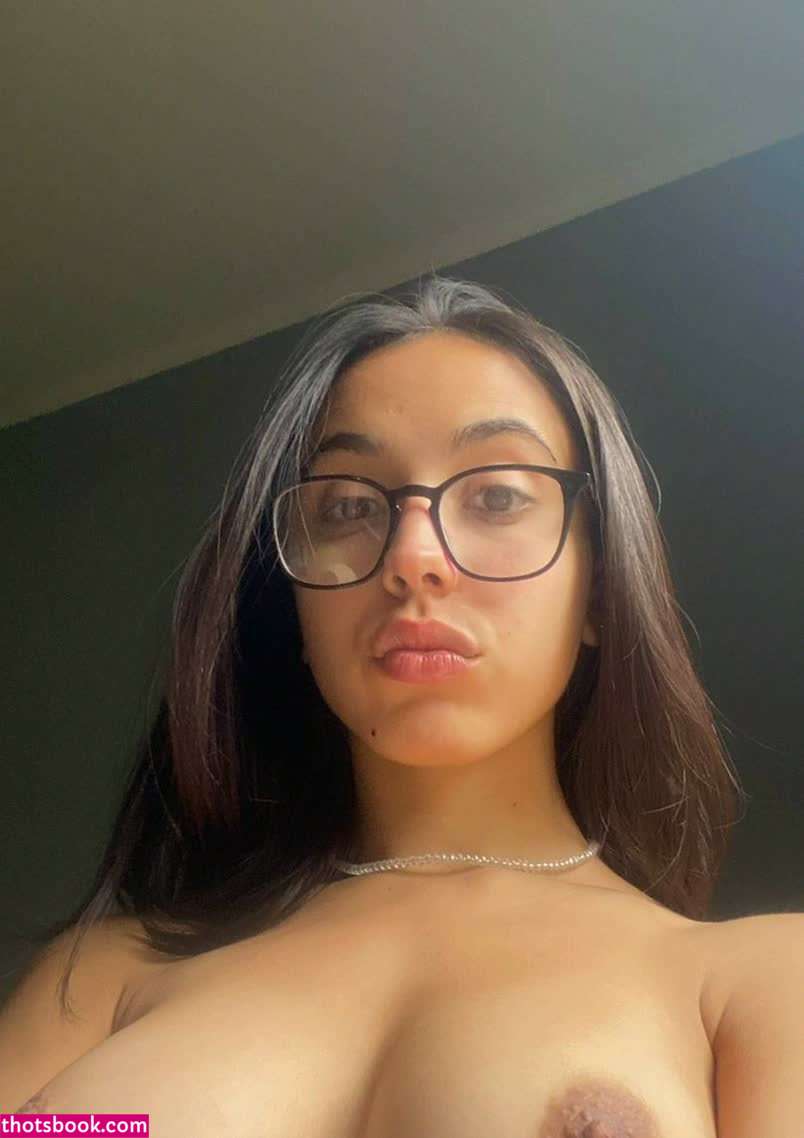 Luna Giovanni Photo #18