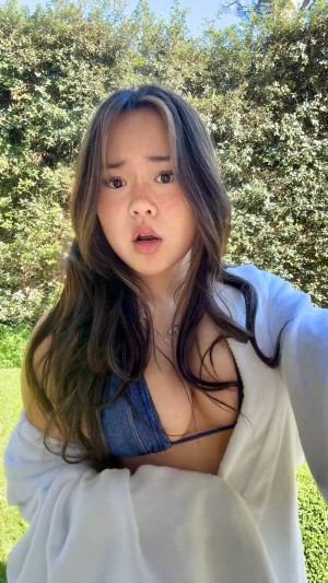 Michela Han Photo #29