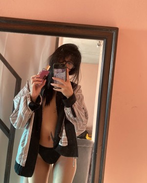 notyogirl19 Photo #28