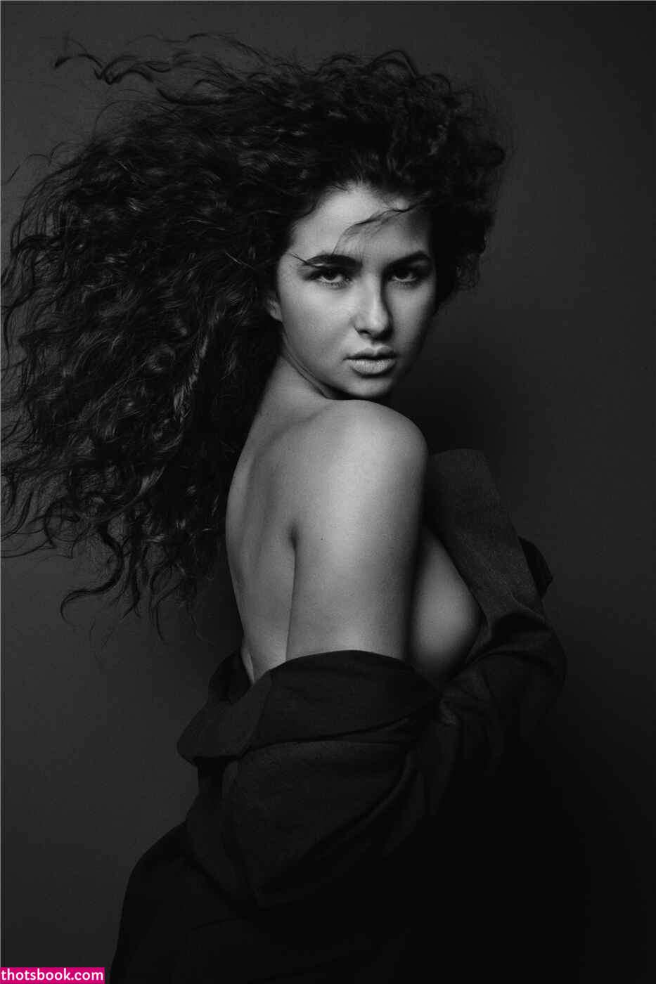 Annika Koser Photo #45