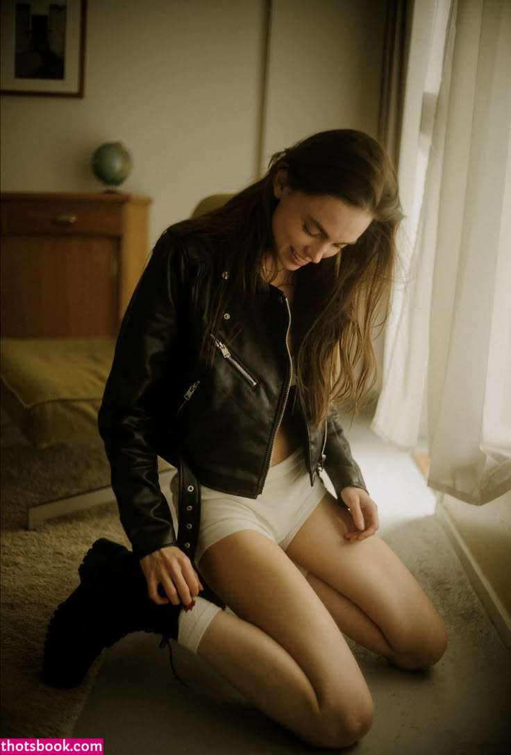 Charleen Weiss Photo #42