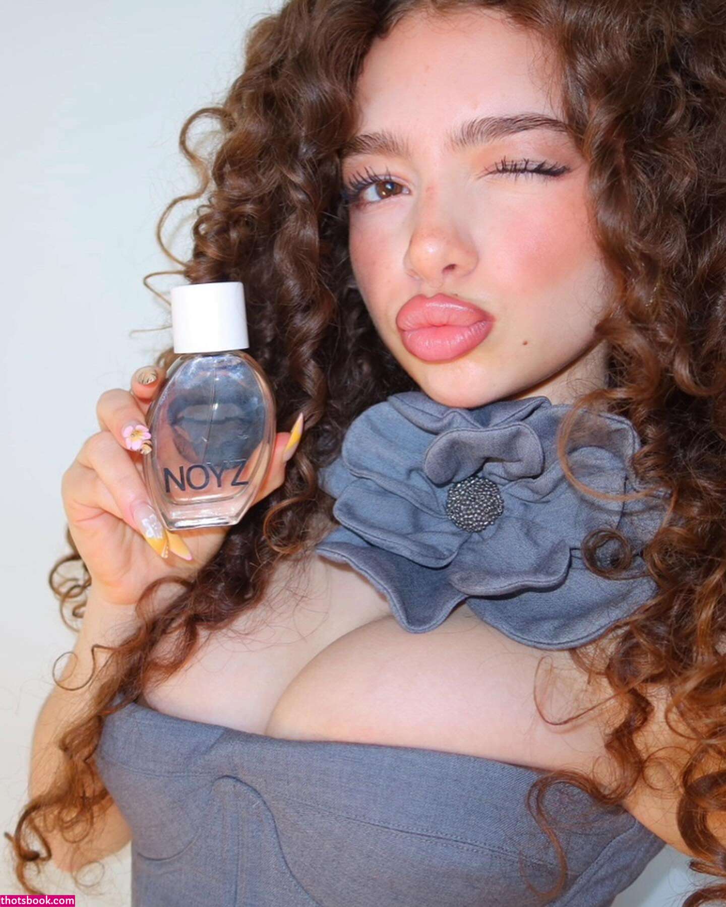 Demitra Kalogeras Photo #5