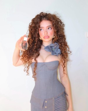 Demitra Kalogeras Photo #6