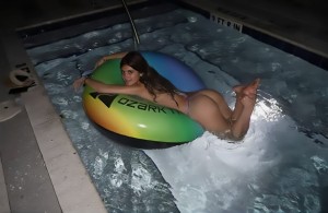 Jenny Popach Photo #6