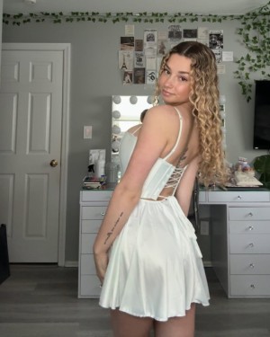 Kira Pregiato Post #5