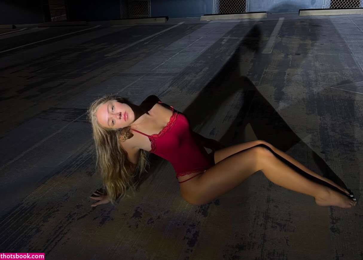 Madison Rose Photo #8