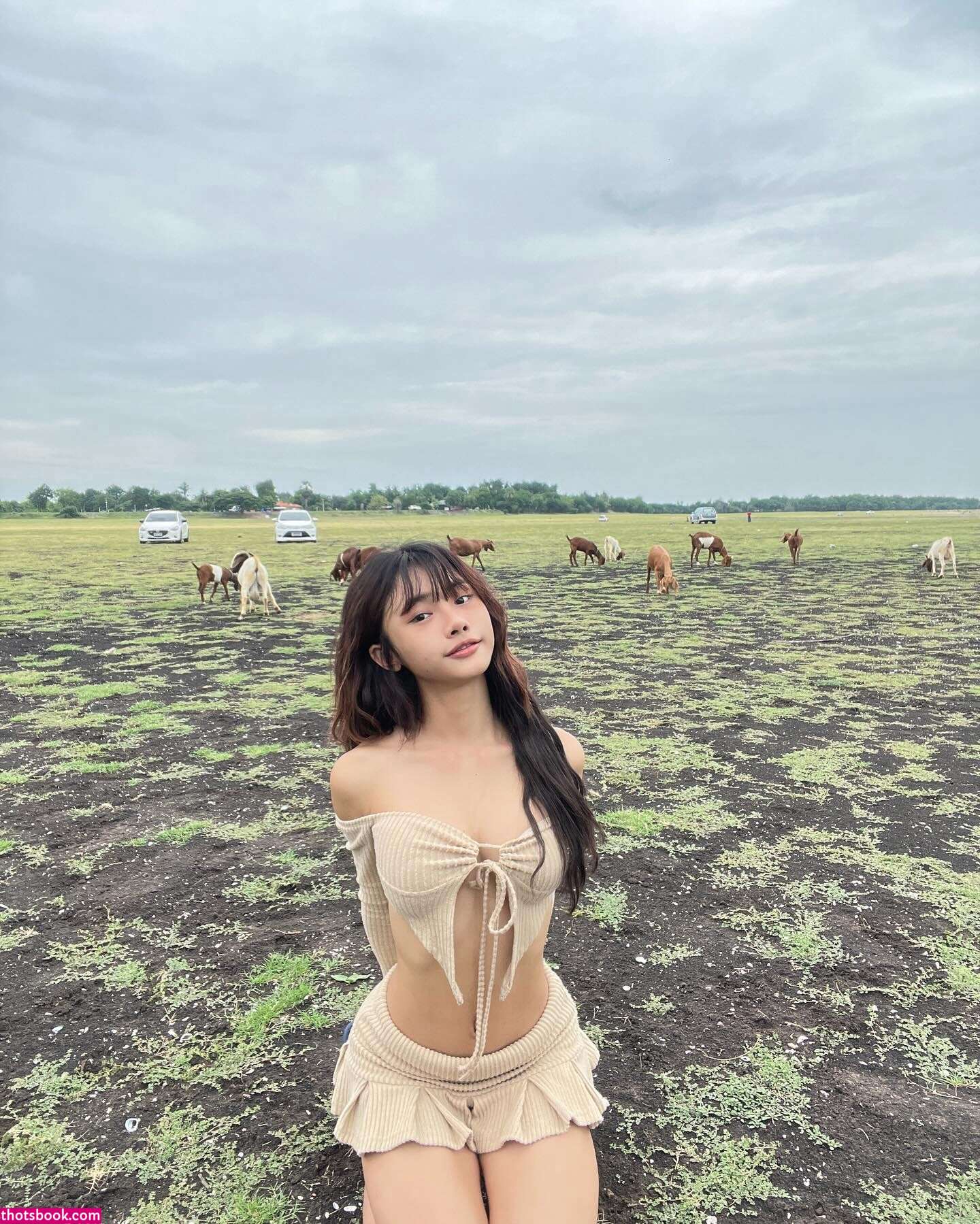 Prapatsorn Theethatburee Photo #33