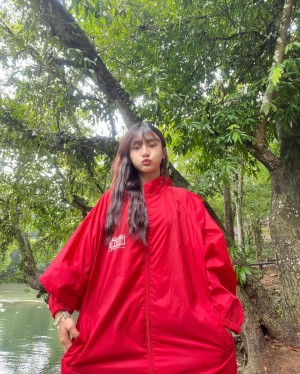 Prapatsorn Theethatburee Photo #38