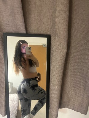 Courtney Dawson Photo #19