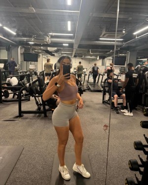 Courtney Dawson Photo #45