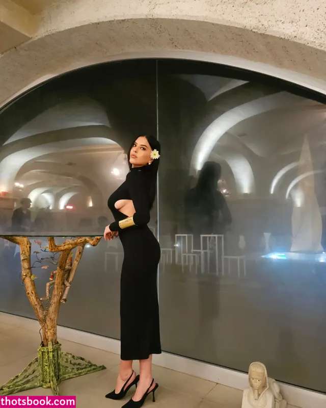 Fenizia Iusto Photo #7