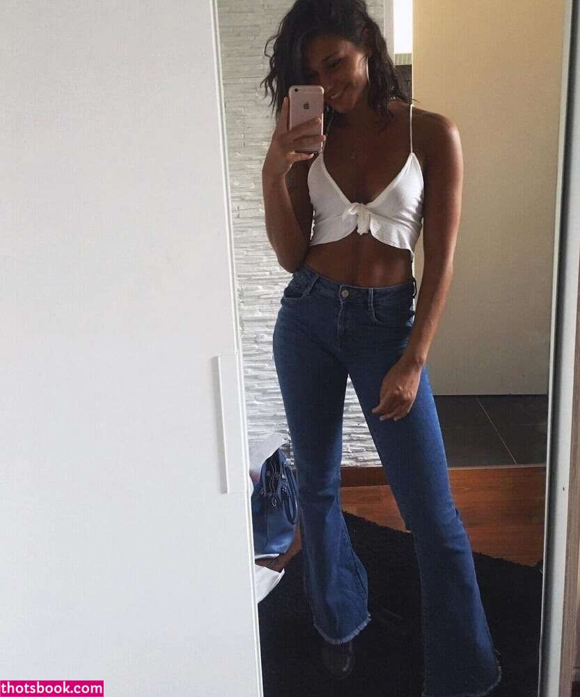 Ines Loucif Photo #24