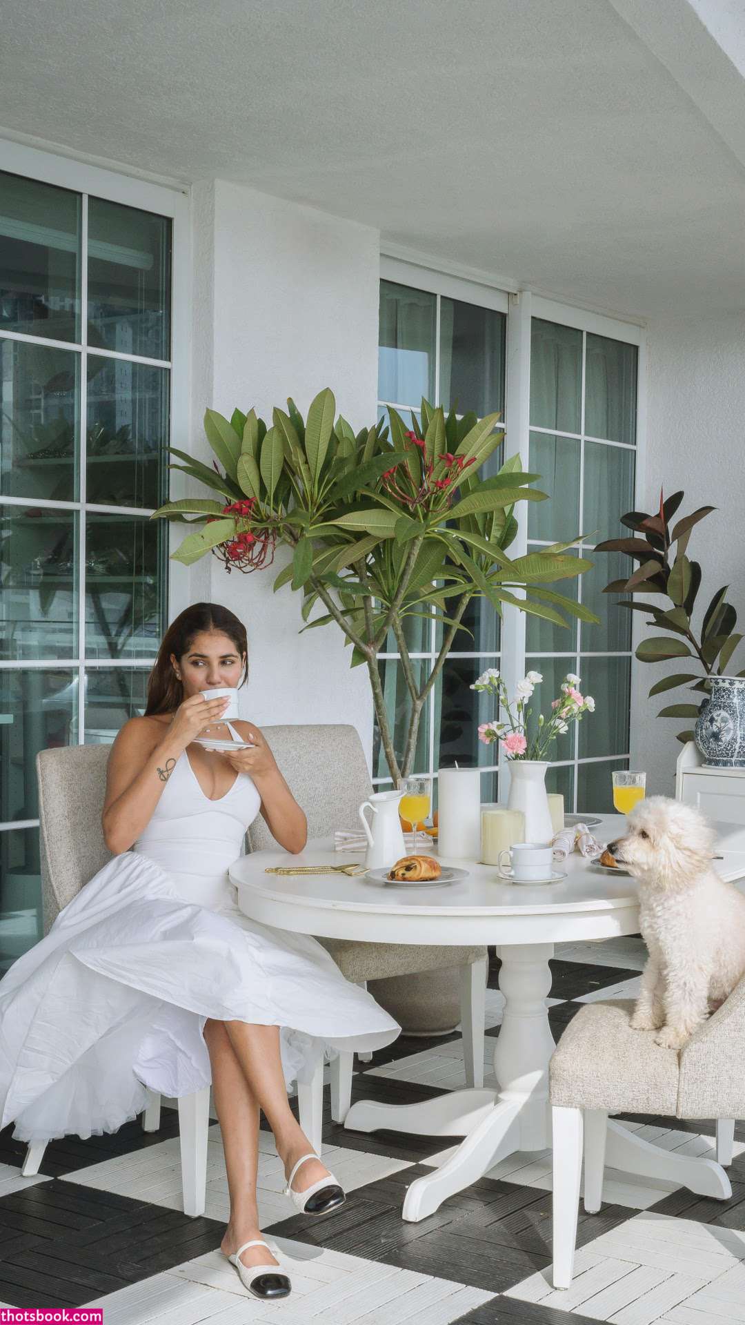 Radhika Seth Photo #9