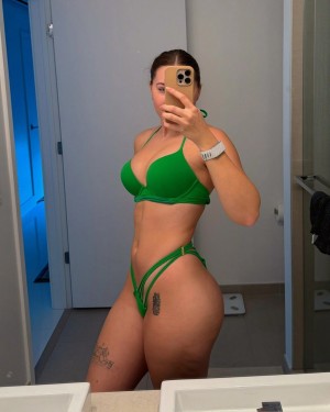 Pineapplebrat Photo #217