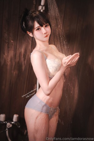 Sally Dorasnow Photo #324