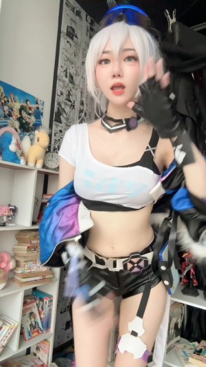 Sally Dorasnow Video #334