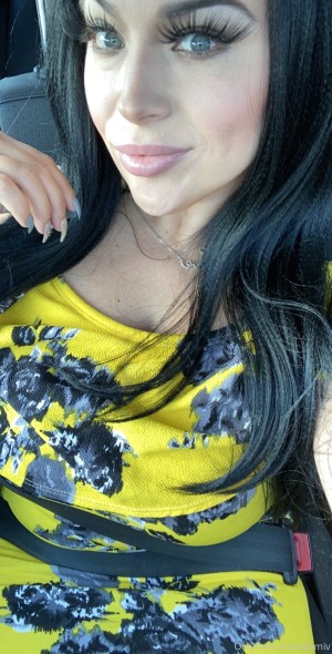 Bimbo Domi Photo #27