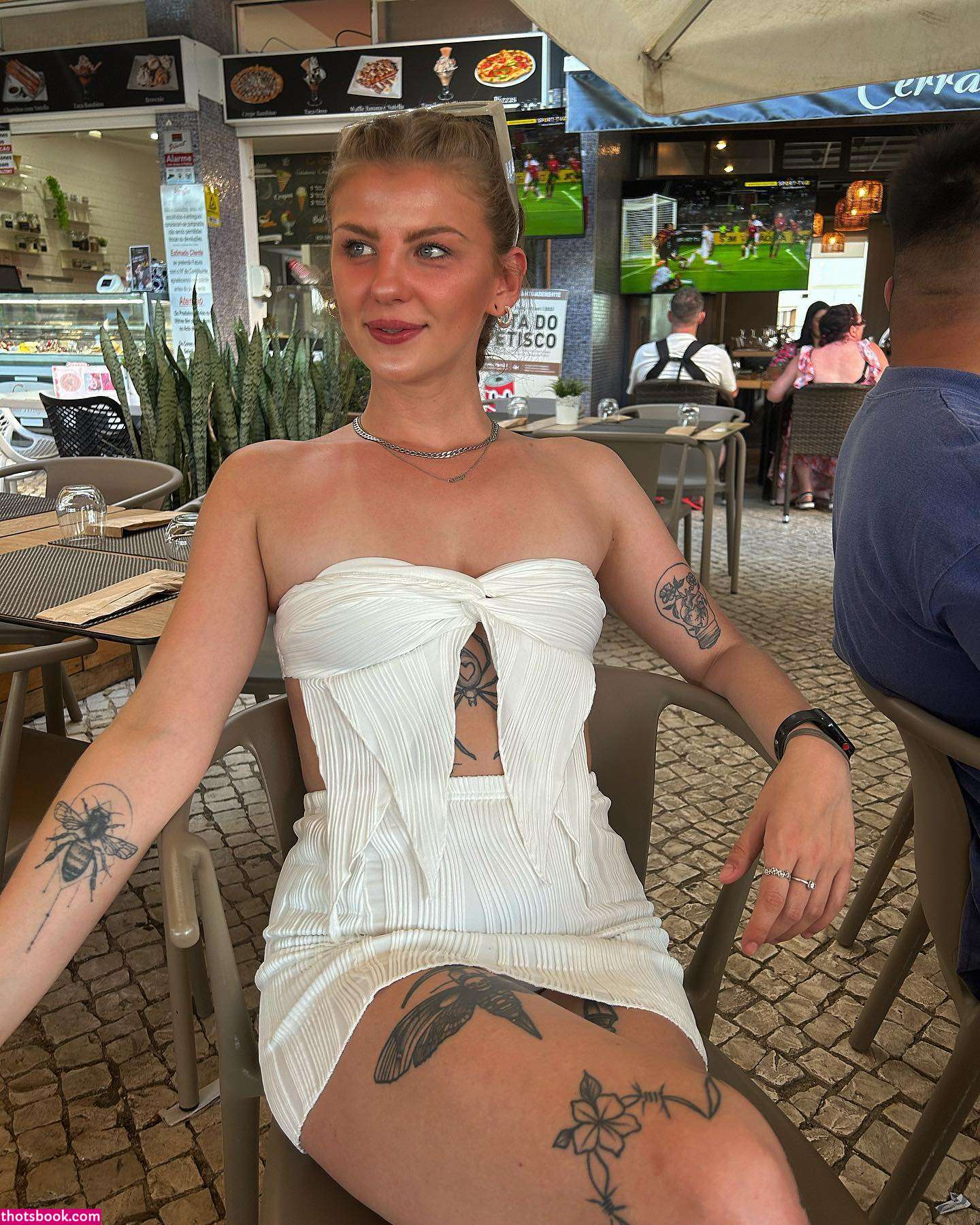 Daisy Riches1 Photo #12