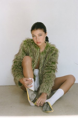 Ash Dalonzo Photo #3