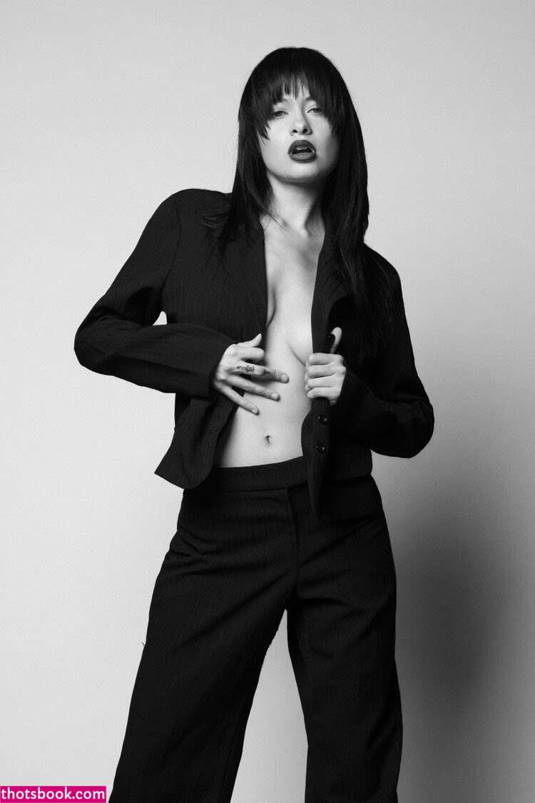 Ash Dalonzo Photo #23