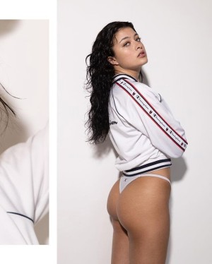 Ash Dalonzo Photo #29