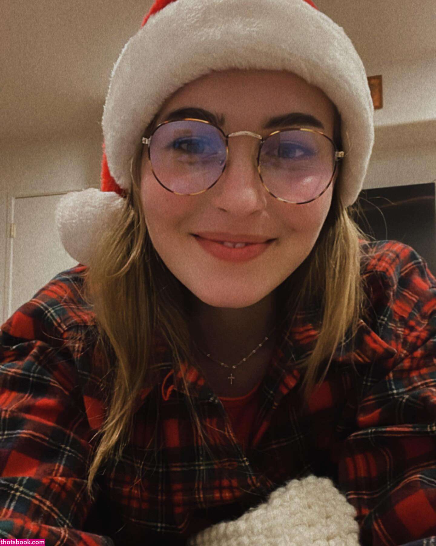 Cassie Claire Photo #12