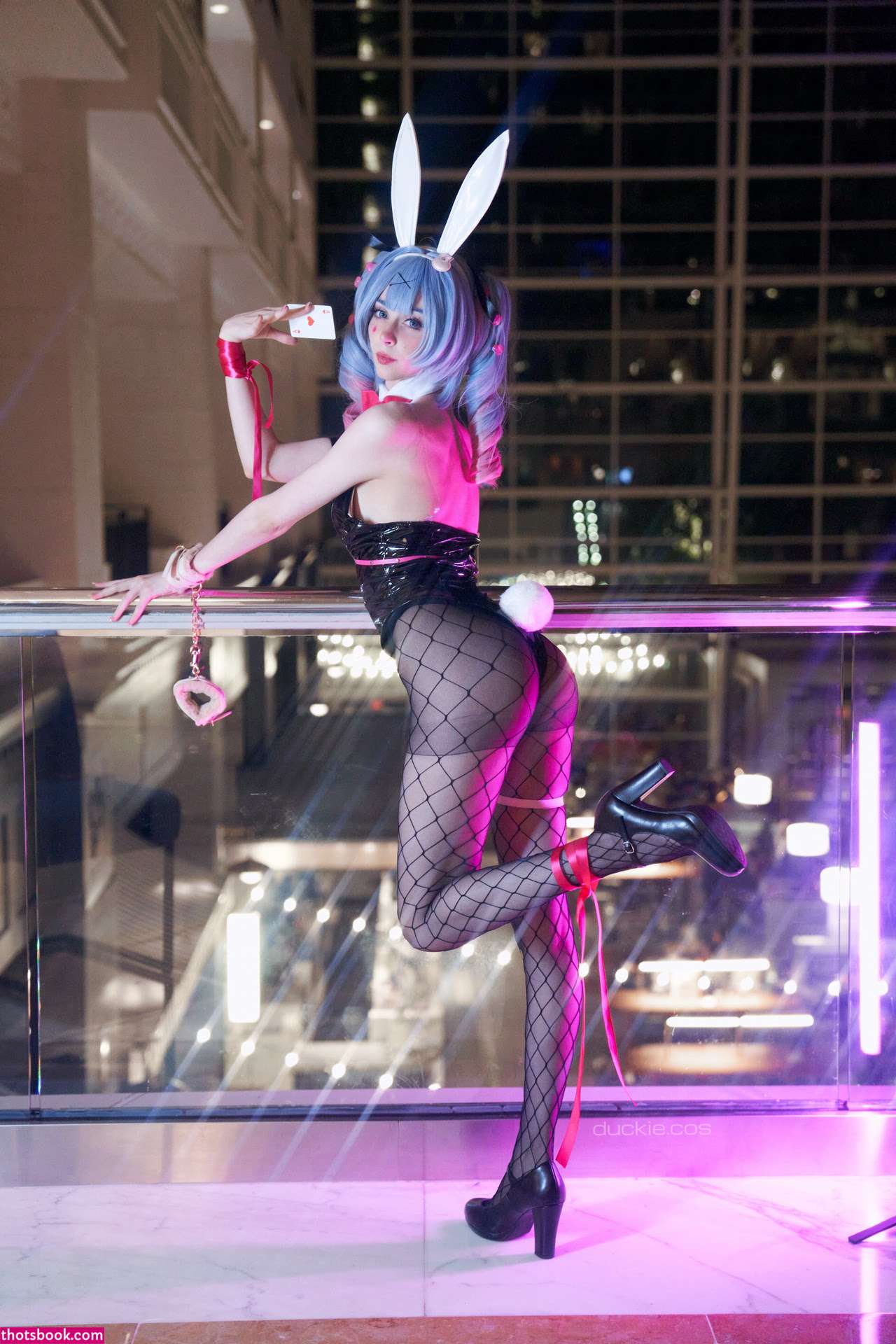 Duckie Cos Photo #24