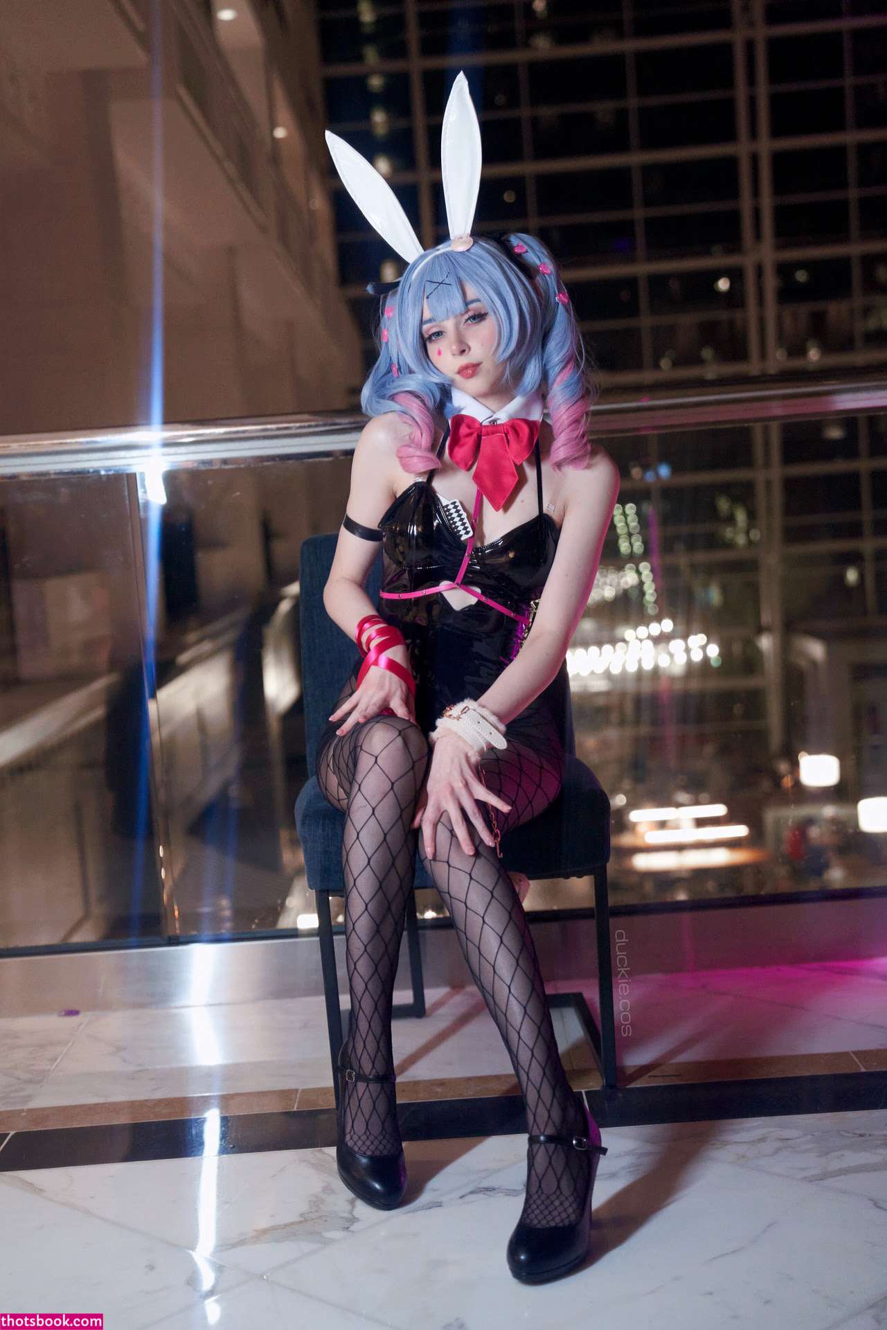 Duckie Cos Photo #26