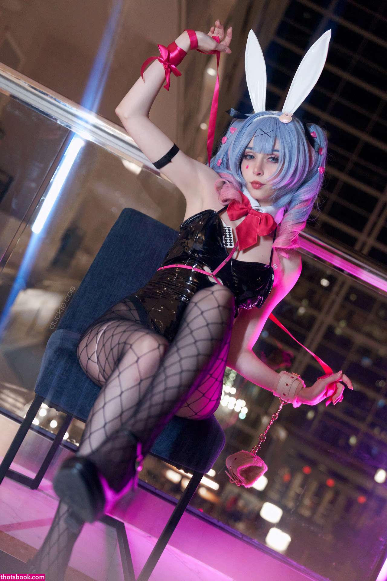 Duckie Cos Photo #27