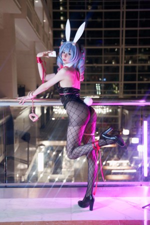 Duckie Cos Photo #24