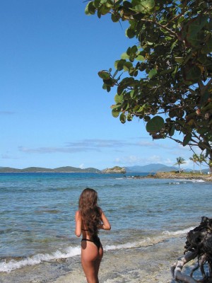 Maya Manesis Photo #31