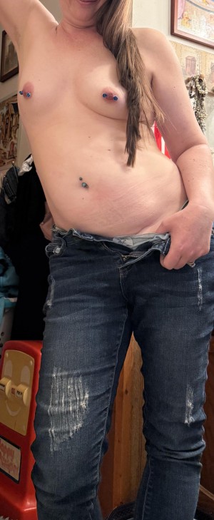 bellelovesbeasts Photo #9