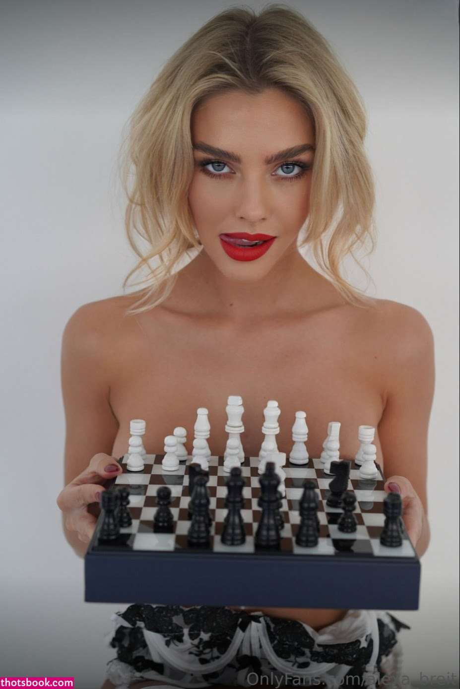 Alexa Breit Photo #105