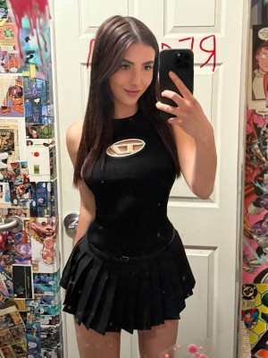 Andrea Botez Photo #31