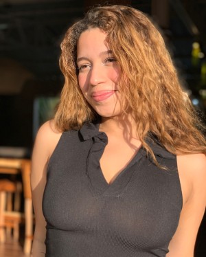 vivianabueno13 Photo #7