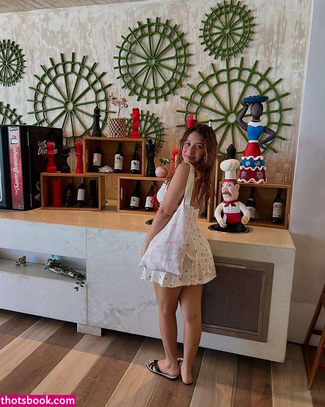 vivianabueno13 Photo #30