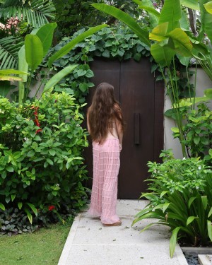 Isabella Ardley Photo #6