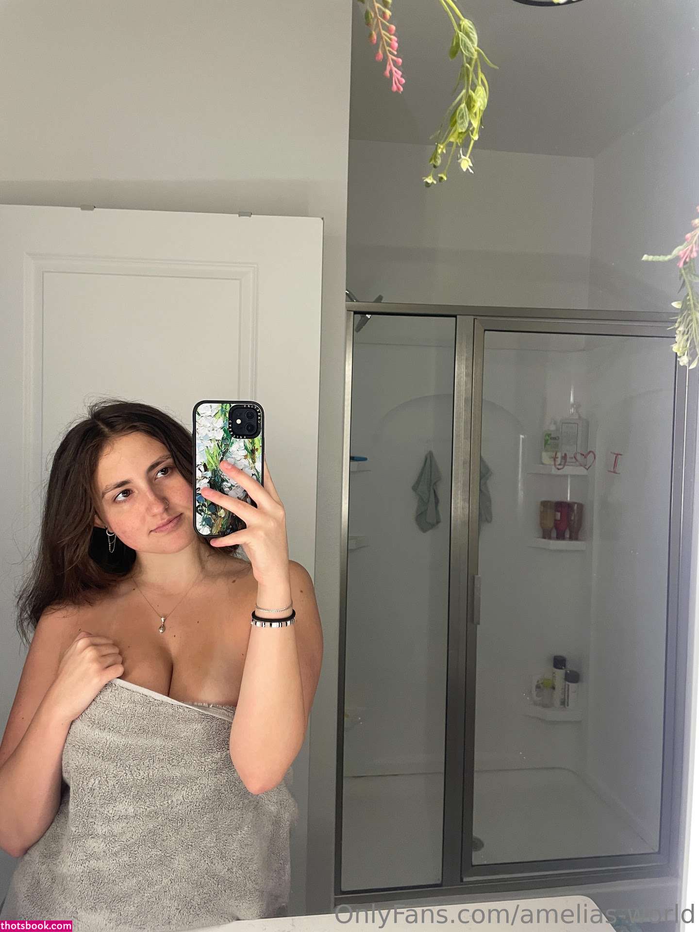 Amelia Reed Photo #12